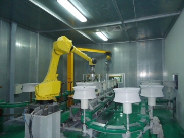 常州铝轮毂底粉后待固化机器人中心夹持清粉转线机构